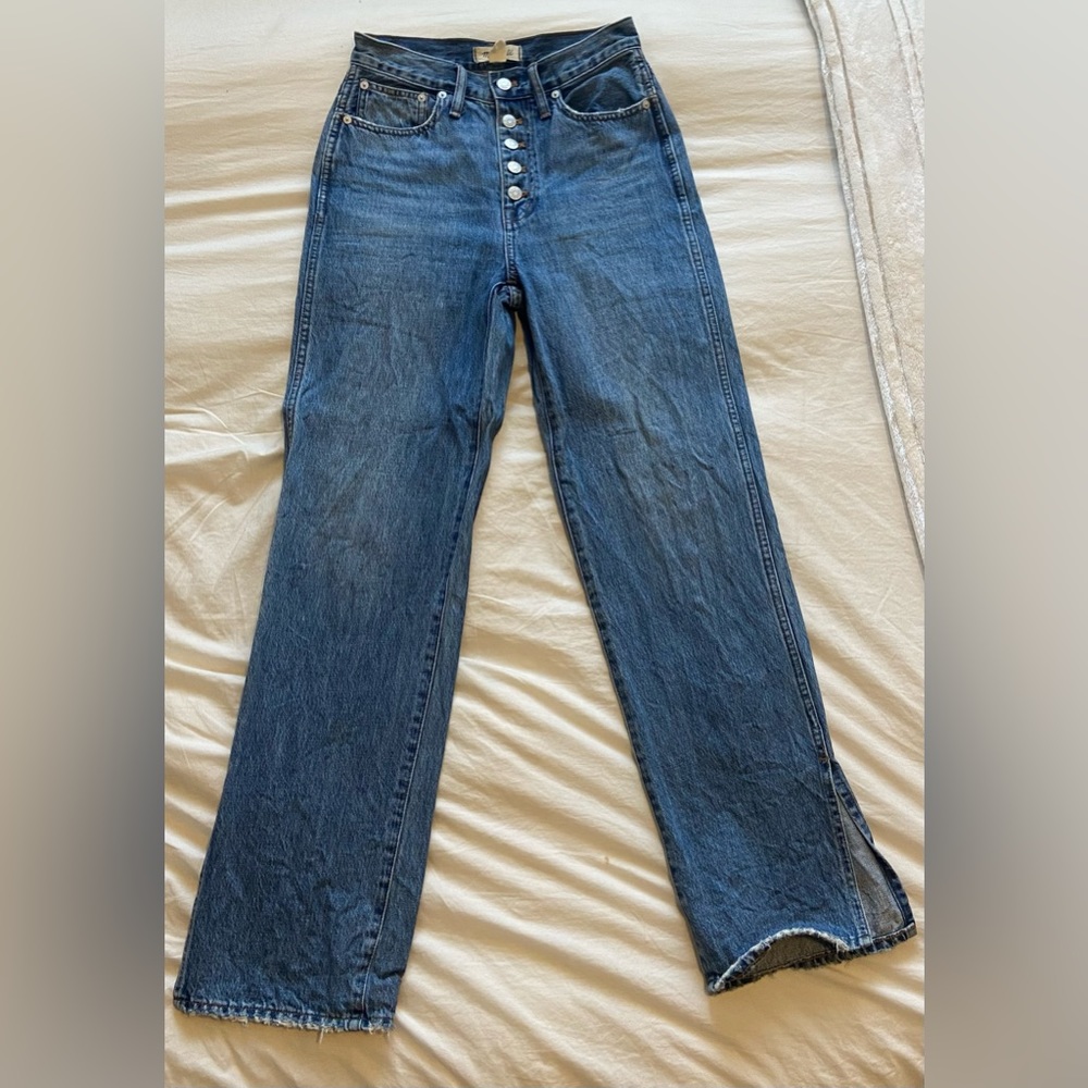 Madewell, Perfect vintage straight leg jeans.